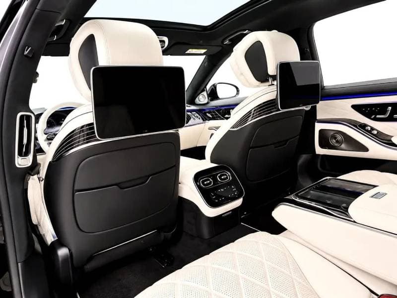 2027 Mercedes Benz S 580 thumbnail 8