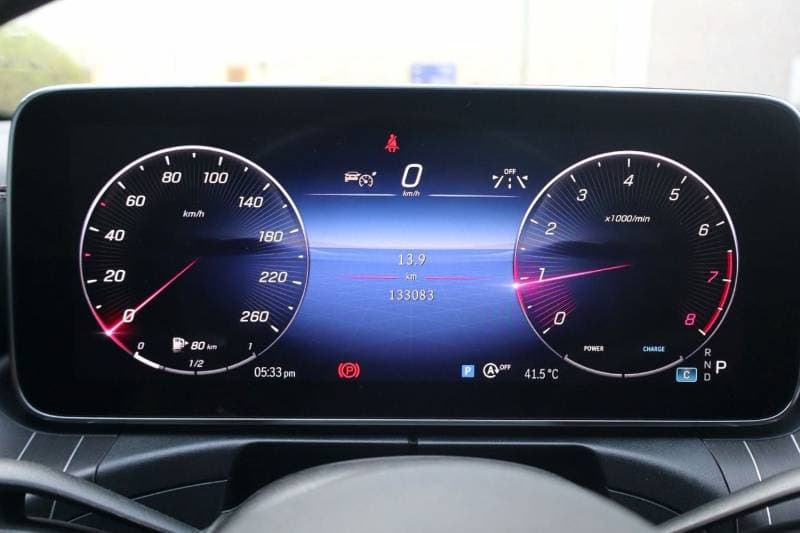 2023 Mercedes Benz C200 PREMIUM thumbnail 6