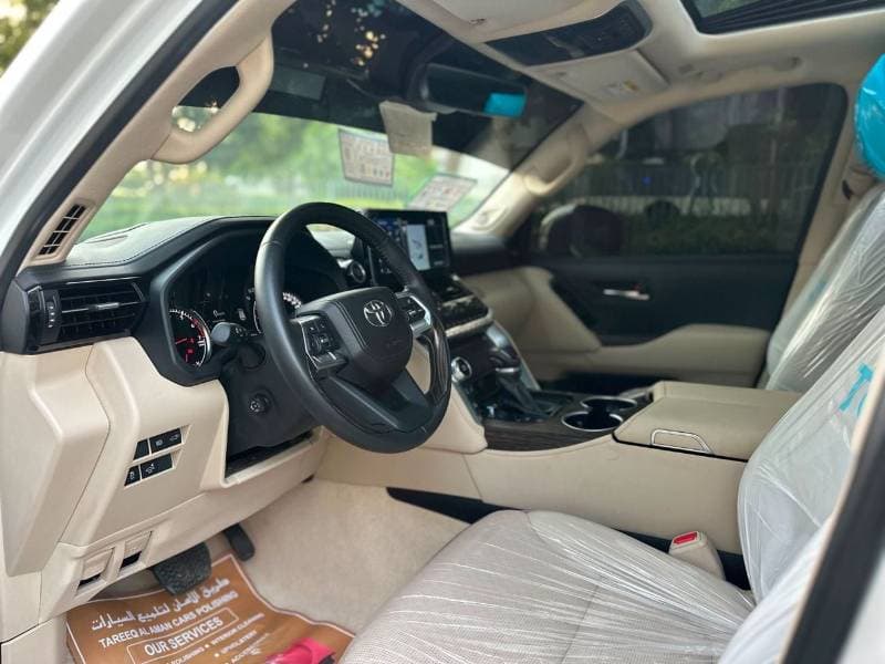 2024 Toyota Land Cruiser VXR thumbnail 8
