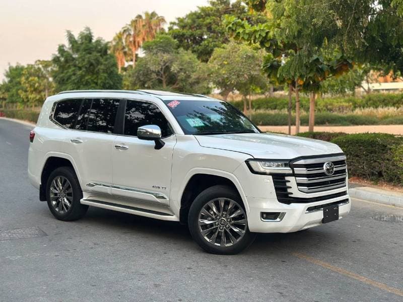 2024 Toyota Land Cruiser VXR thumbnail 2