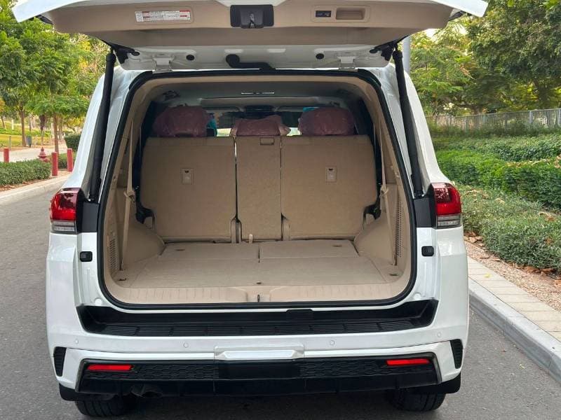 2024 Toyota Land Cruiser VXR thumbnail 7