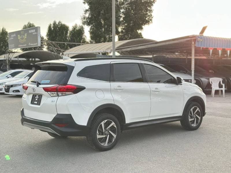 2023 Toyota Rush EX thumbnail 5