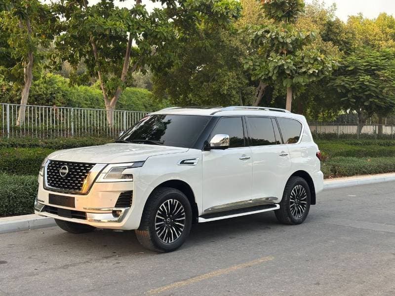 2023 Nissan Patrol SE PLATINUM CITY thumbnail 3