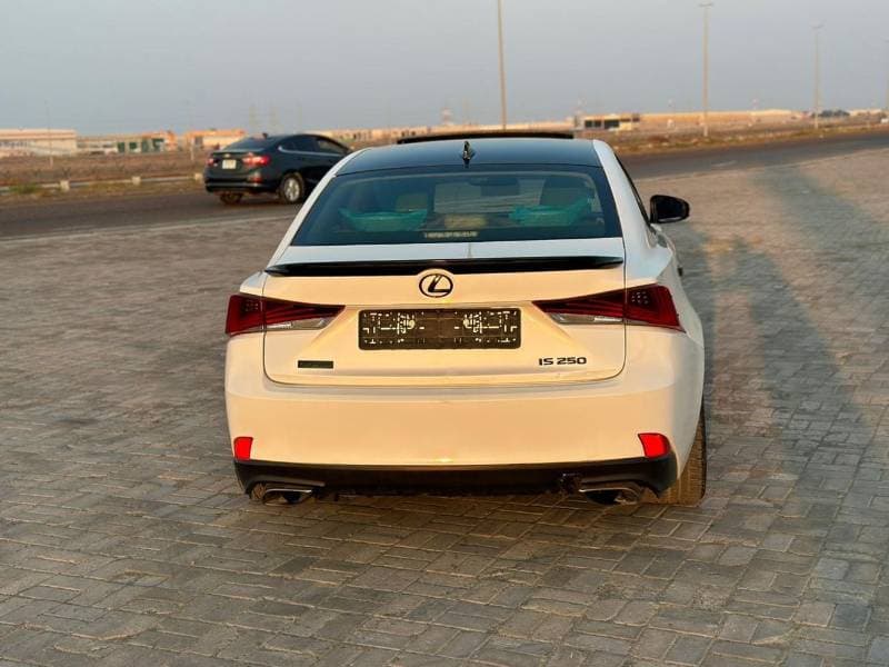 2014 Lexus IS250 PREMIER thumbnail 6