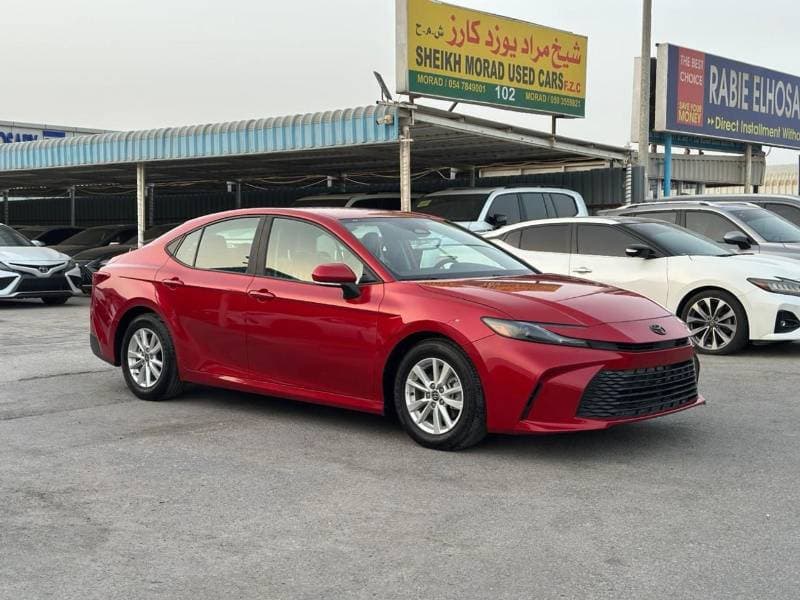 2025 Toyota Camry LE HEV thumbnail 2