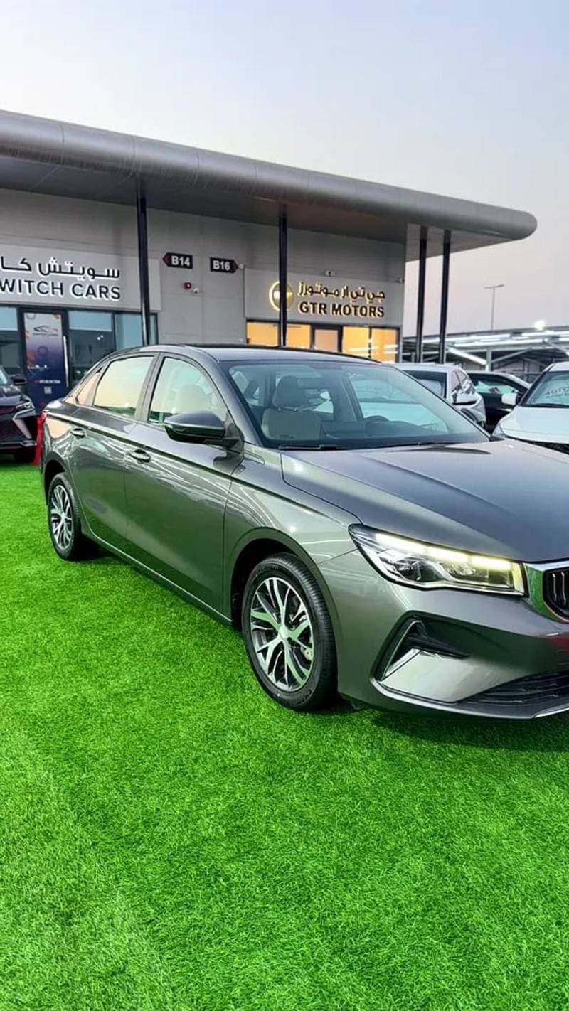 2025 Geely Emgrand GS thumbnail 8