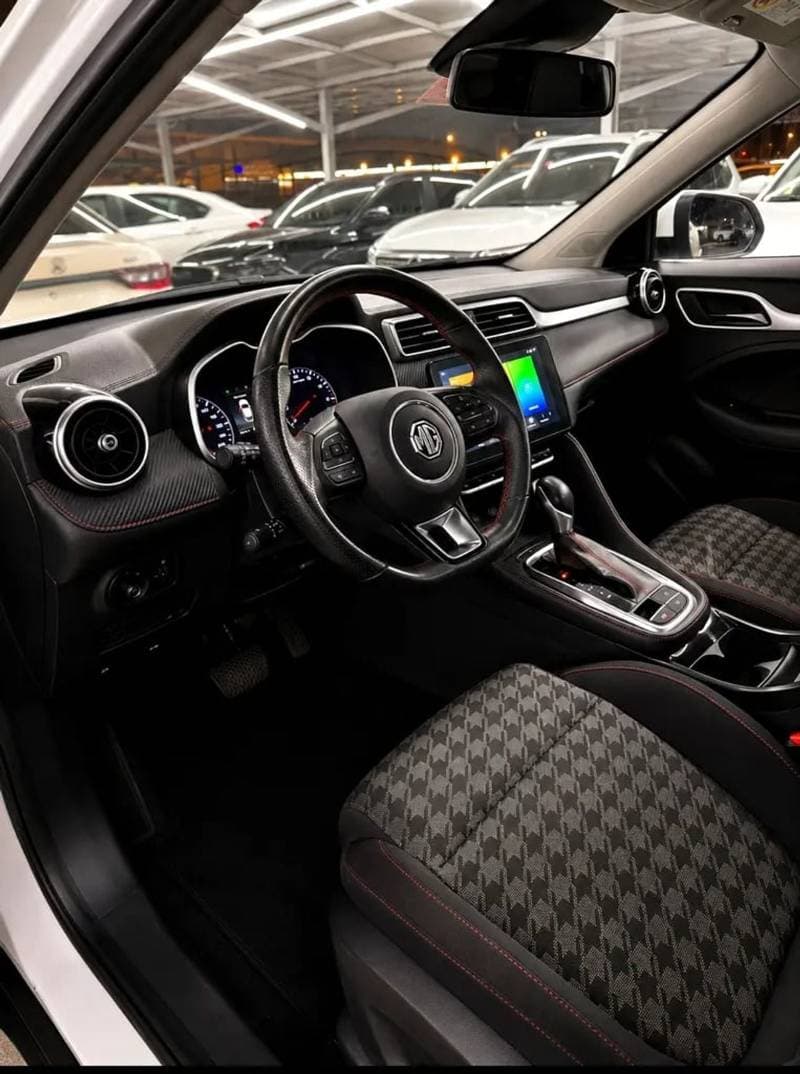 2023 MG ZS COM thumbnail 6