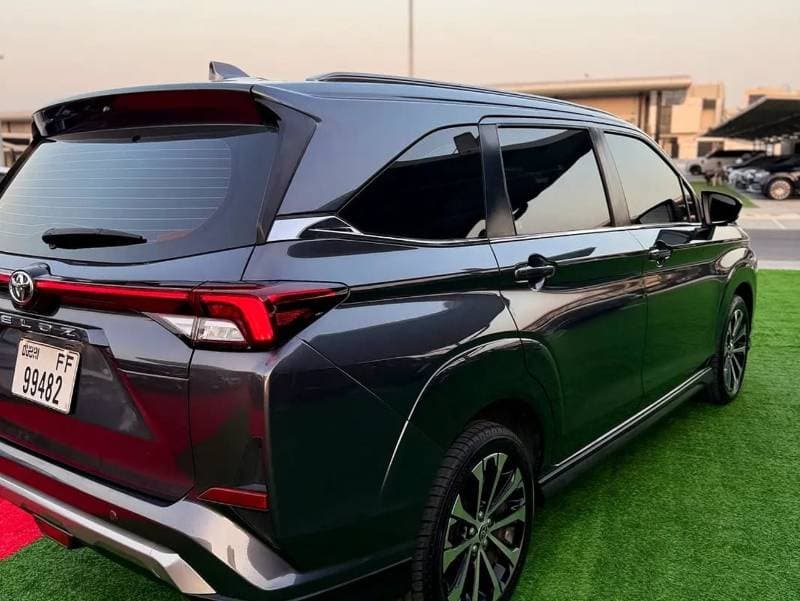 2024 Toyota Veloz GX thumbnail 4