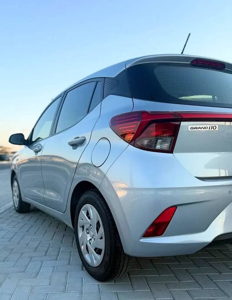 2024 Hyundai Grand i10 GL thumbnail 6