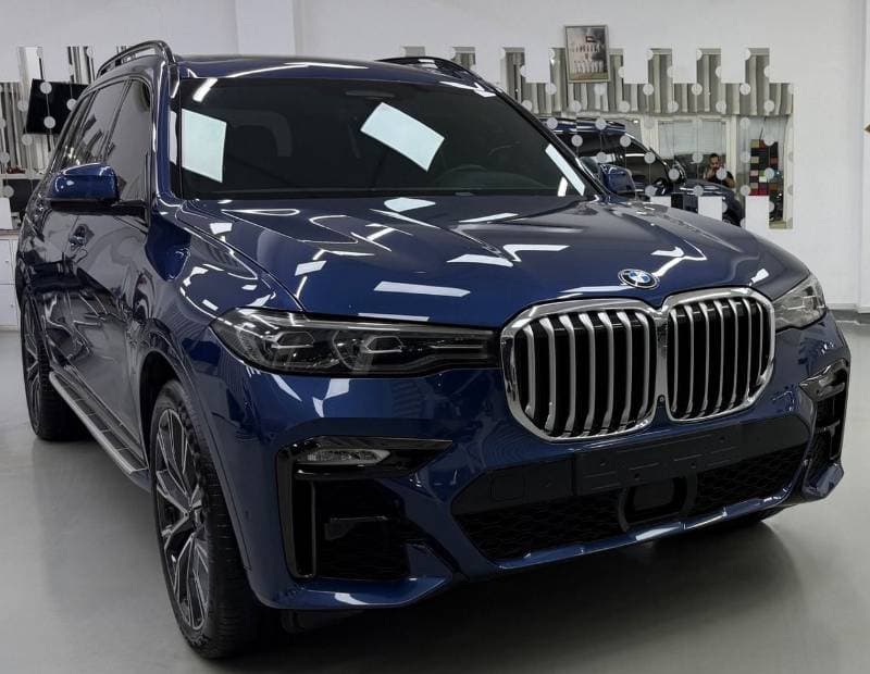 2020 BMW X7 40i M SPORT