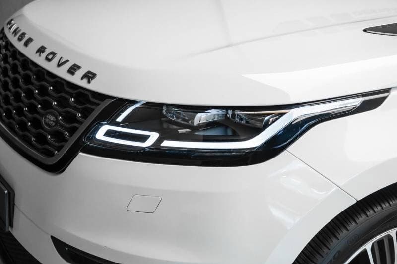 2018 Land Rover Range Rover Velar R DYNAMIC SE thumbnail 4