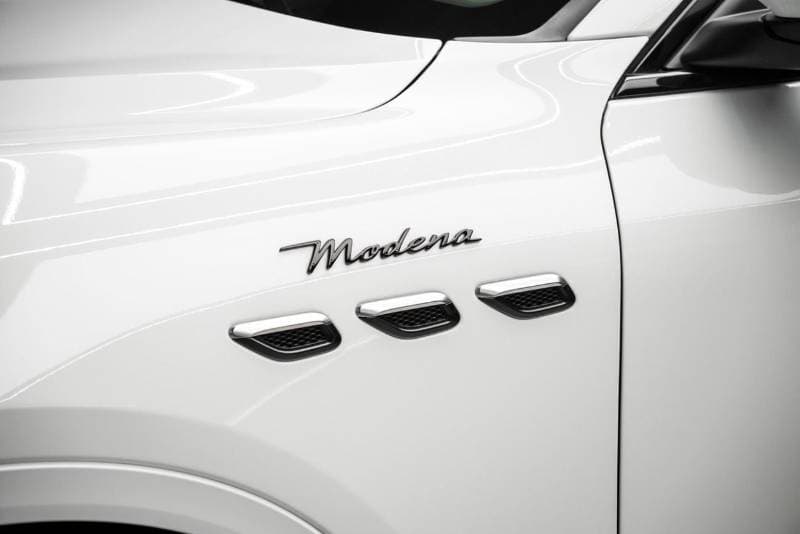 2024 Maserati Grecale MODENA thumbnail 6