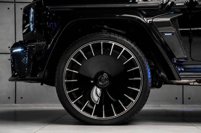 2025 BRABUS 700 Mercedes AMG G 63 G700 thumbnail 5