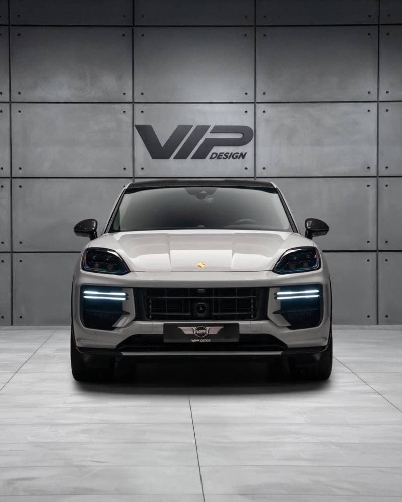 2024 Porsche Cayenne TURBO GT thumbnail 2