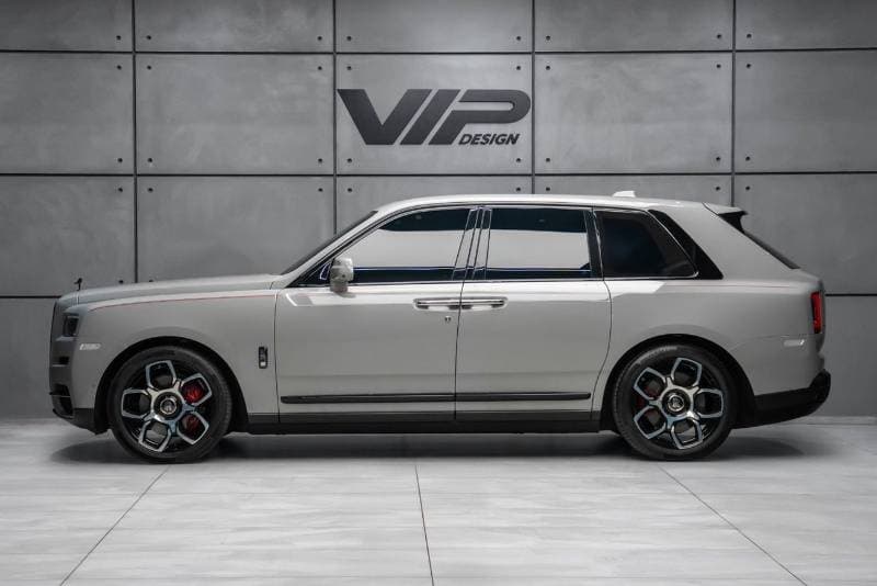 2023 Rolls Royce Cullinan BLACK BADGE thumbnail 4
