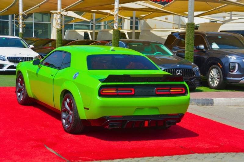 2019 Dodge Challenger SXT thumbnail 5