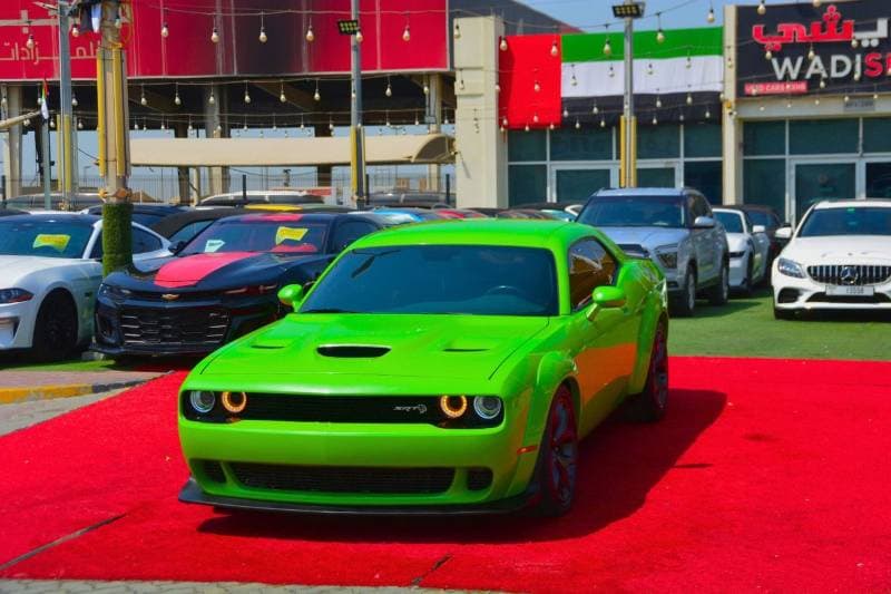 2019 Dodge Challenger SXT thumbnail 4