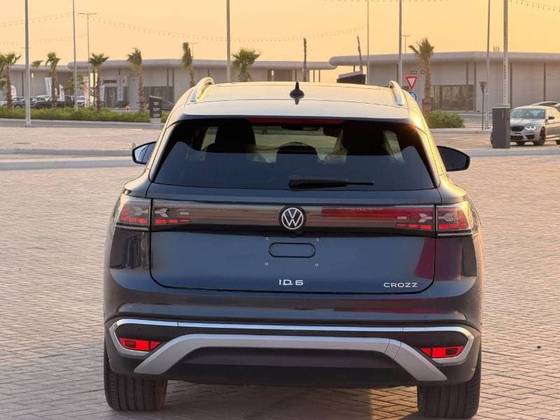 2022 Volkswagen Id 6 Crozz PRO thumbnail 5