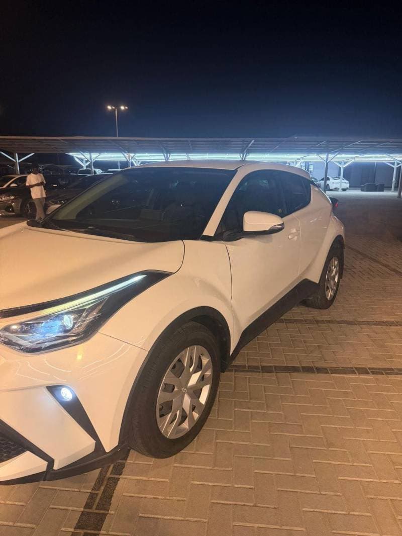 2022 Toyota C HR GX thumbnail 3