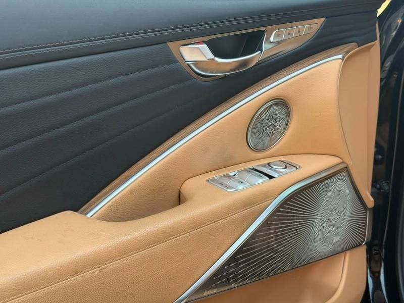 2022 Kia K900 thumbnail 8