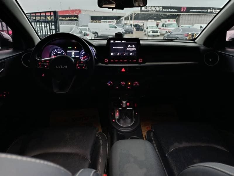 2024 Kia K3 LX thumbnail 8