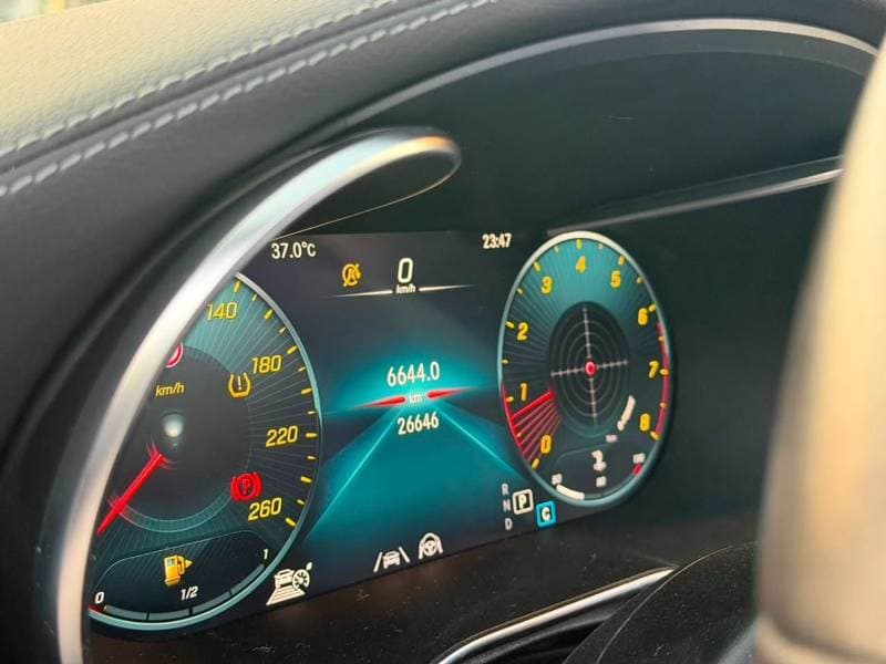2022 Mercedes Benz C200 AMG thumbnail 6