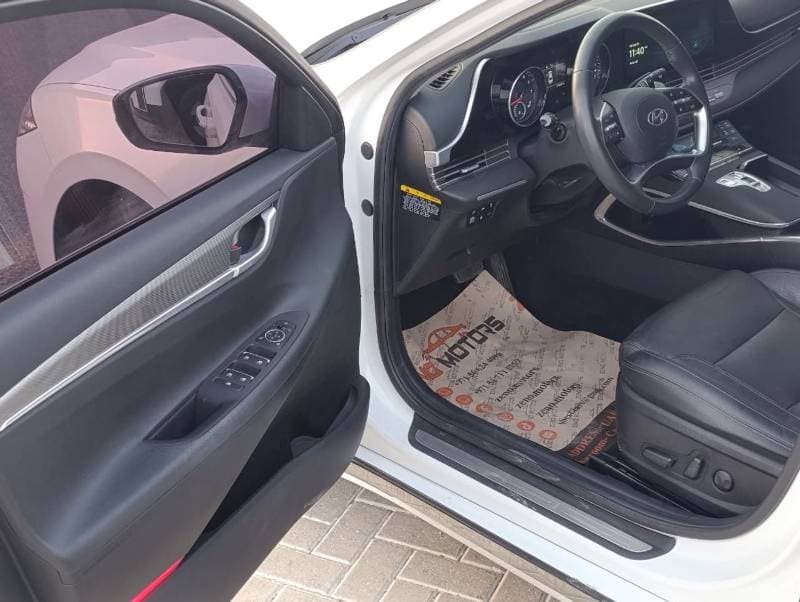2020 Hyundai Grandeur STANDARD thumbnail 5