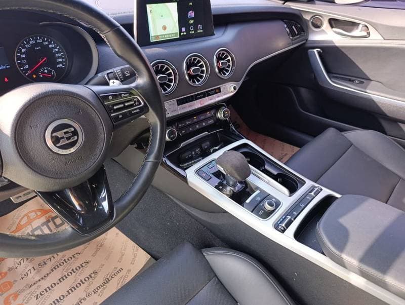 2019 Kia Stinger GT thumbnail 6