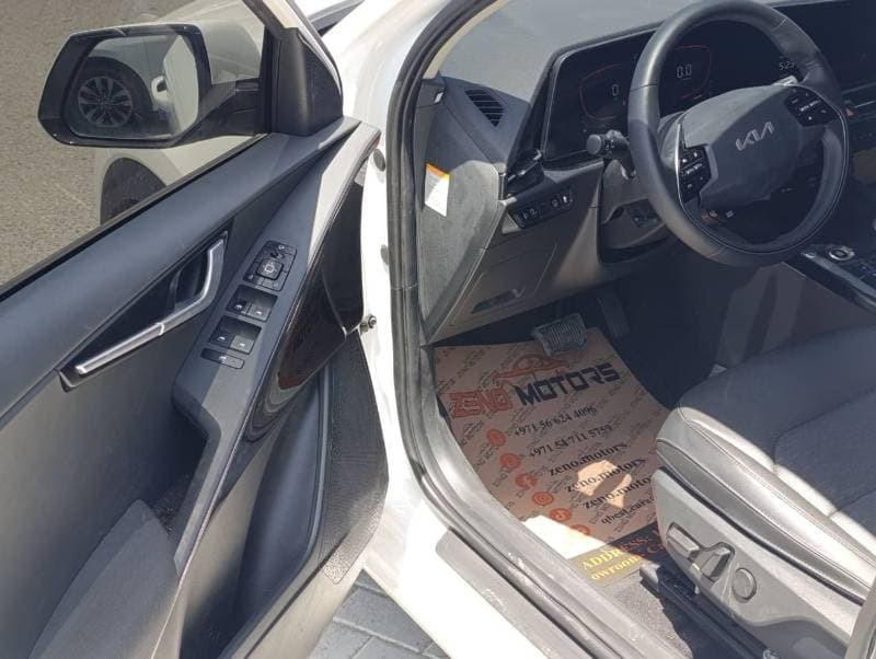 2022 Kia Niro LX STANDARD thumbnail 7