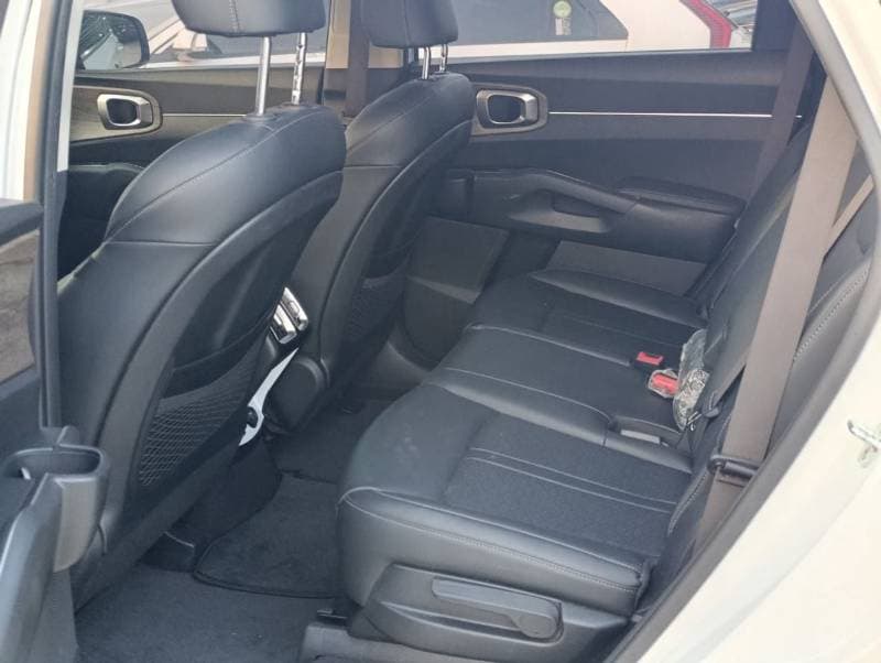 2022 Kia Sorento EX thumbnail 7