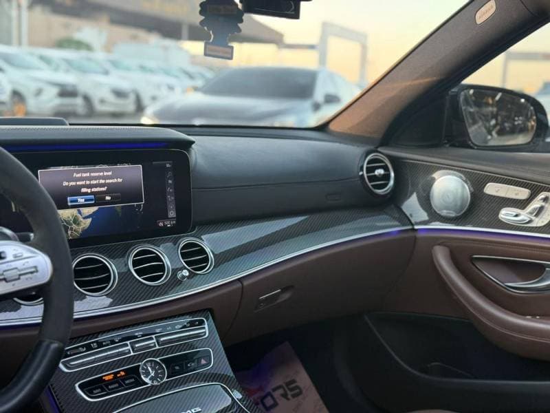 2019 Mercedes Benz E63 AMG STANDARD thumbnail 7