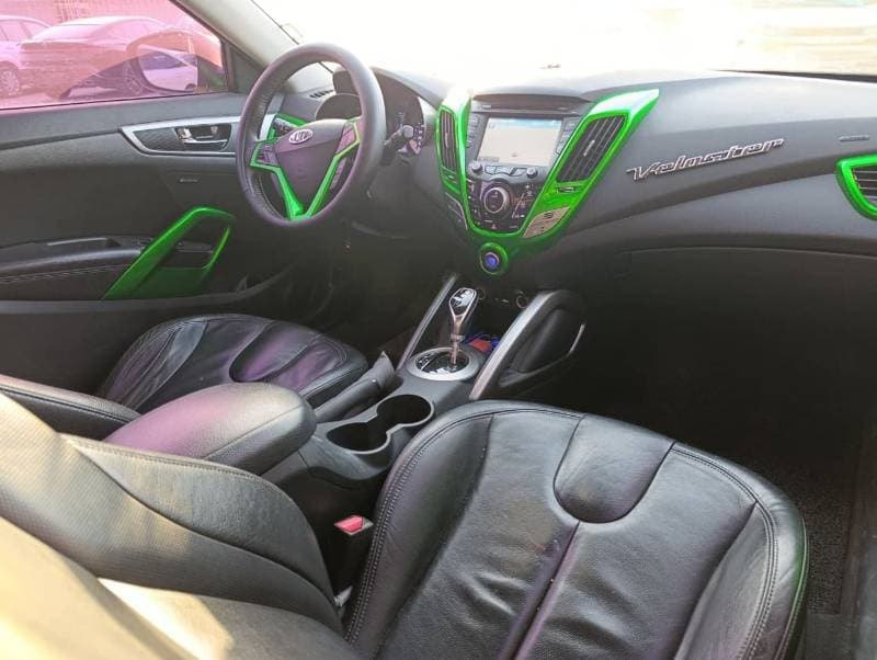 2012 Hyundai Veloster STANDARD thumbnail 6