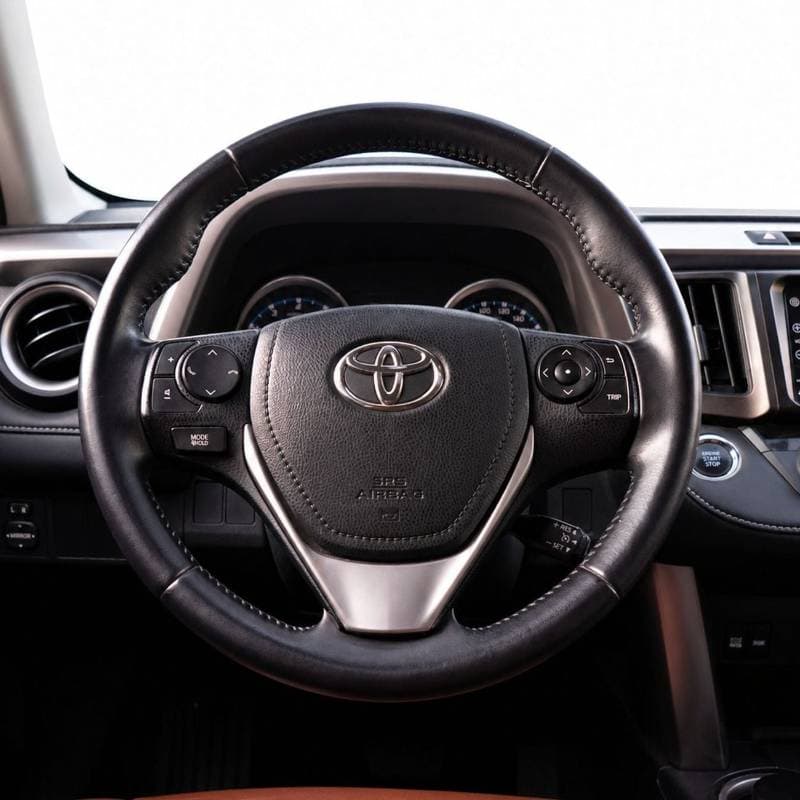 2016 Toyota RAV4 VX thumbnail 7