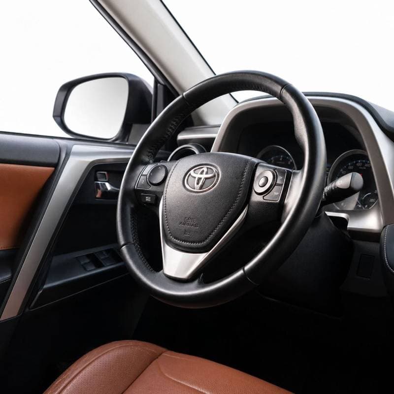 2016 Toyota RAV4 VX thumbnail 8