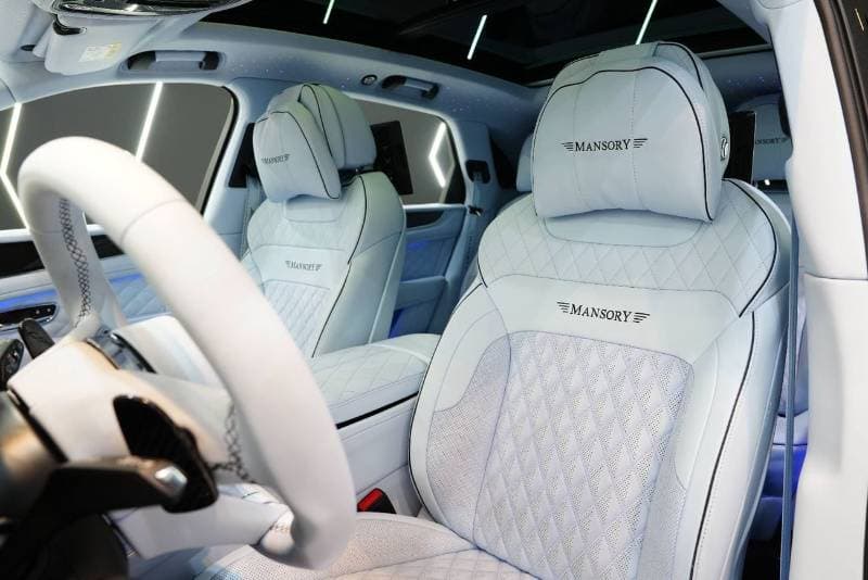 2023 Bentley Bentayga S thumbnail 6