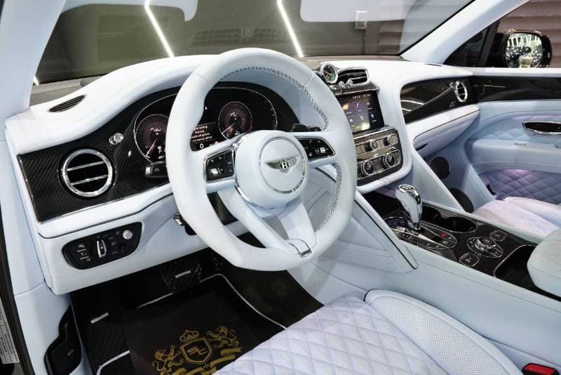 2023 Bentley Bentayga S thumbnail 5