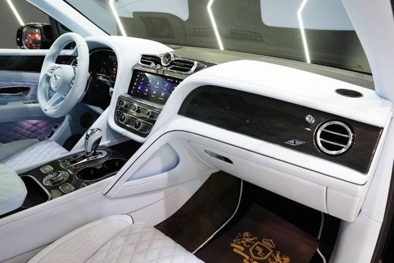 2023 Bentley Bentayga S thumbnail 8