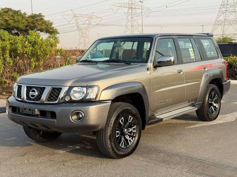 2023 Nissan Patrol SUPER SAFARI thumbnail 3