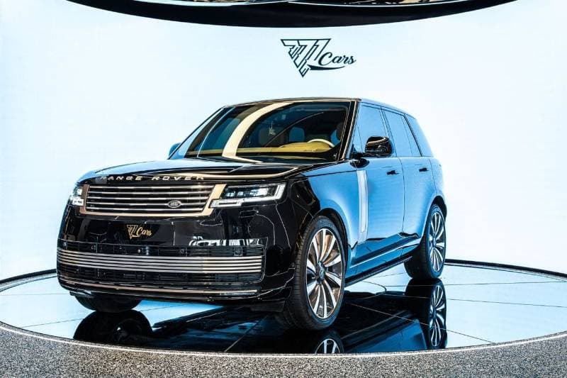 2025 Land Rover Range Rover SV P615 SWB