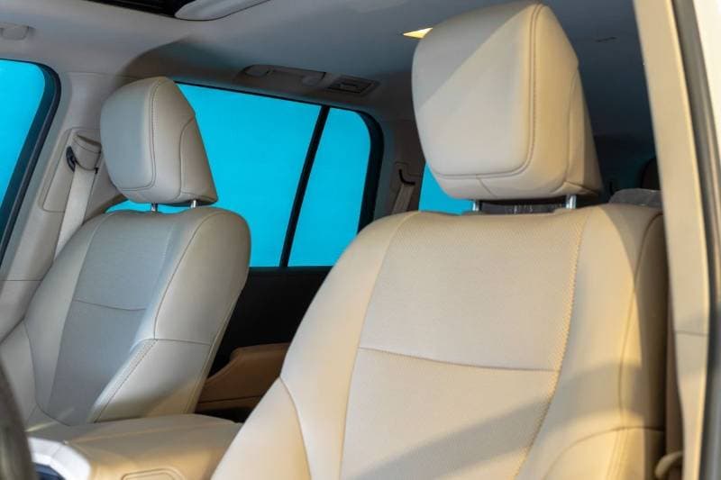 2024 Toyota Land Cruiser GXR thumbnail 7