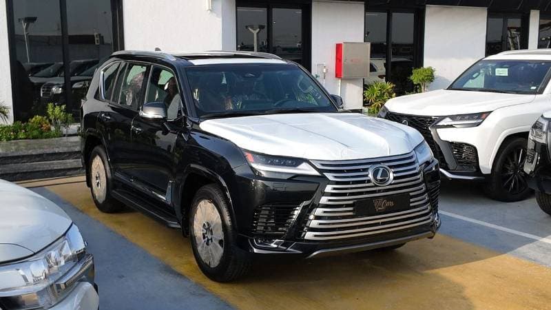 2026 Lexus LX600 PRESTIGE thumbnail 3
