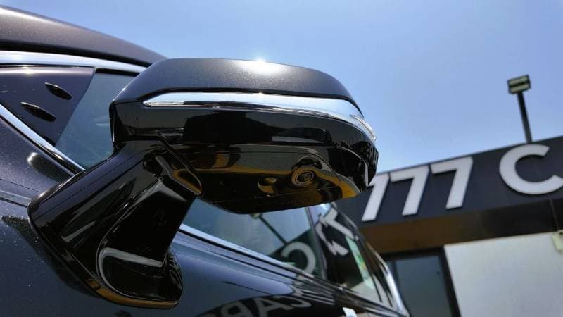 2026 Lexus LX600 SIGNATURE thumbnail 4