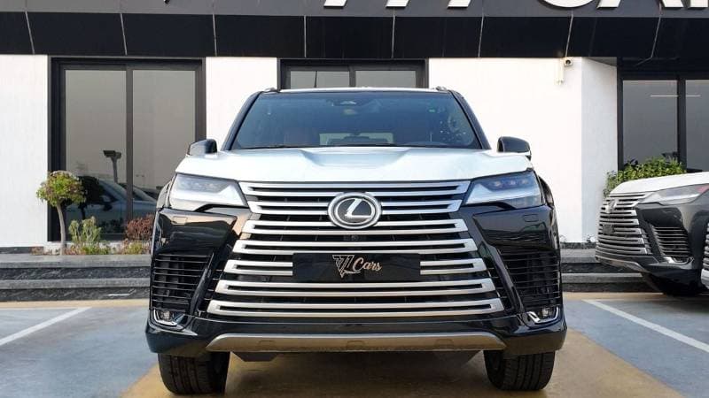 2026 Lexus LX600 SIGNATURE thumbnail 3