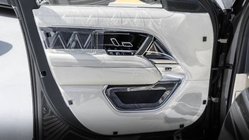 2026 Land Rover Range Rover HSE P400 thumbnail 8