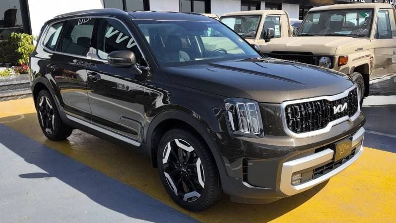 2023 Kia Telluride thumbnail 3