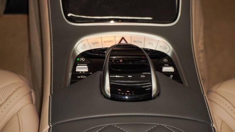 2018 Mercedes Benz S560 STANDARD thumbnail 7