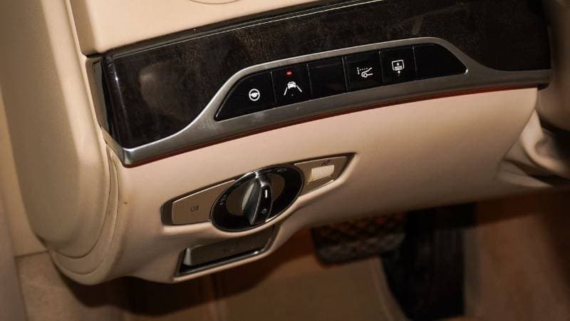 2018 Mercedes Benz S560 STANDARD thumbnail 5