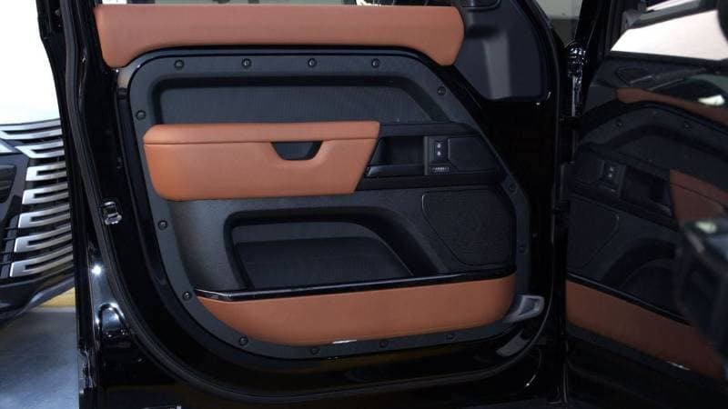 2026 Land Rover Defender octa p635 thumbnail 7