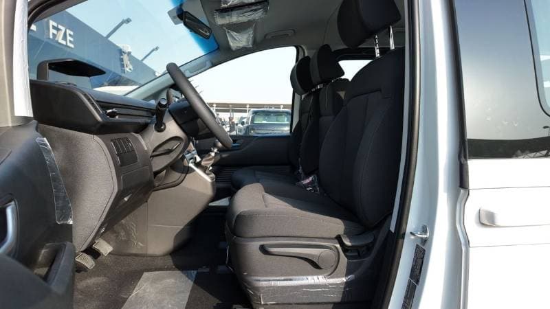 2026 Hyundai Staria 2.2L Diesel 2026 thumbnail 6