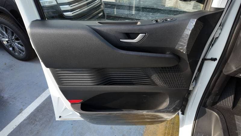 2026 Hyundai Staria 2.2L Diesel 2026 thumbnail 5